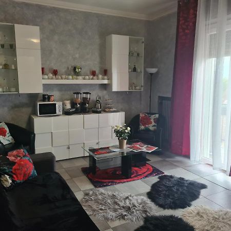 Apartmán Petalo Rosso Pegognaga Exteriér fotografie